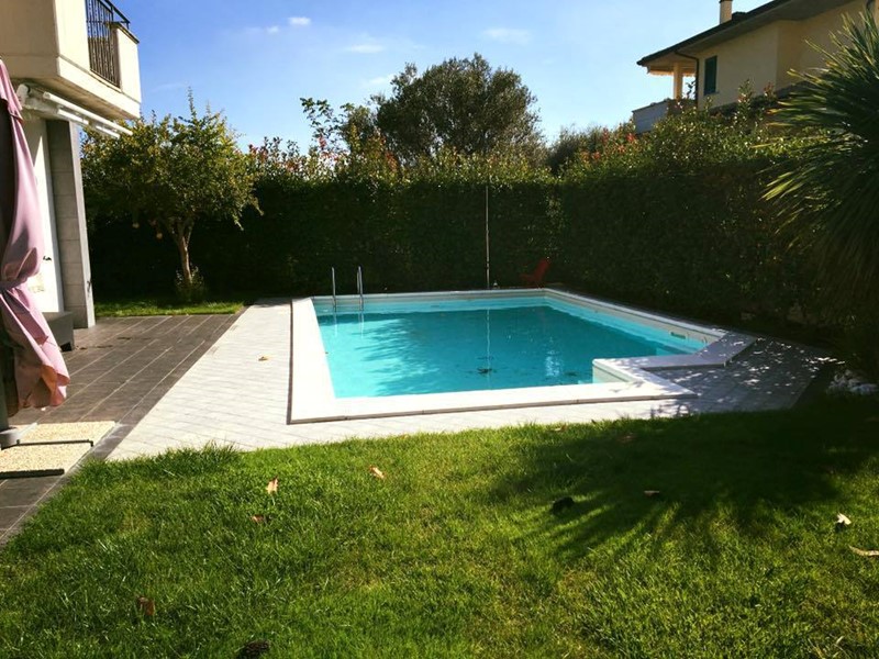 Villa in Vendita a Treglio, 450'000€, 327 m², con Box