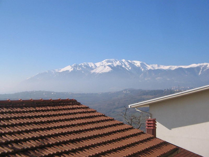 Trilocale in Vendita a Orsogna, zona V.le Raffaele Paolucci, 80'000€, 90 m²