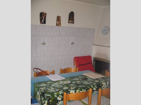 Casa Indipendente in Vendita a Guardiagrele, zona Semicentro, 125'000€, 165 m²