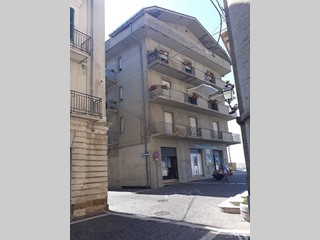 Attico in Vendita a Orsogna, zona Centro, 105'000€, 150 m²