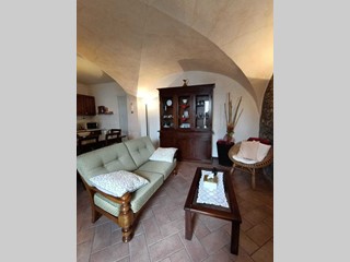 Casa Semi Indipendente in Vendita a Aulla, 128'000€, 123 m², arredato