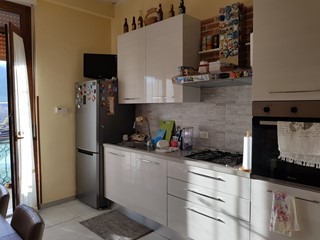 Appartamento in Vendita a Villafranca in Lunigiana, 105'000€, 110 m², arredato