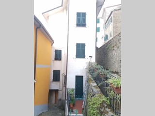 Casa Semi Indipendente in Vendita a Vezzano Ligure, zona Valeriano, 125'000€, 140 m², arredato