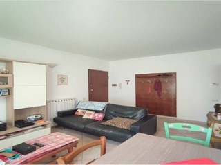 Quadrilocale in Vendita a Fosdinovo, zona Caniparola, 175'000€, 75 m²