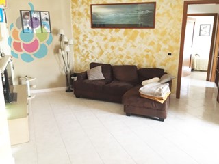 Quadrilocale in Vendita a Bolano, zona Ceparana, 155'000&euro;, 95 m²