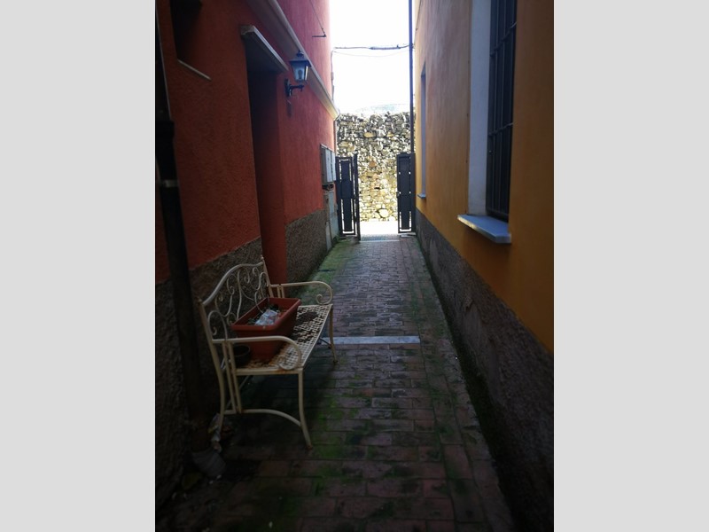 Casa Semi Indipendente in Vendita a Sarzana, 180'000&euro;, 80 m²