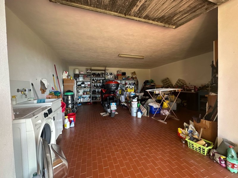 Casa Indipendente in Vendita a Fosdinovo, 700'000€, 250 m², arredato