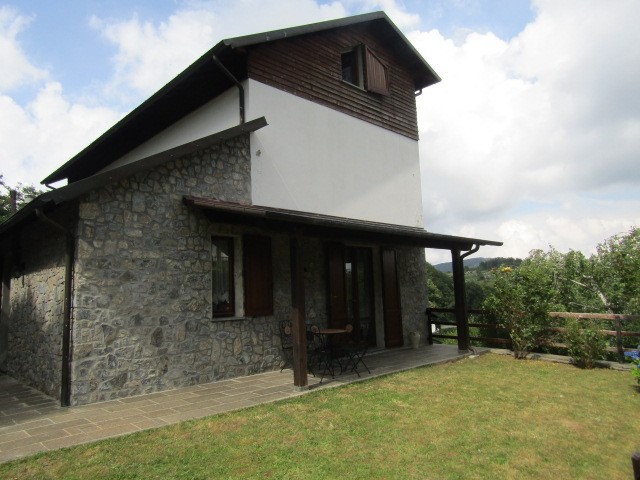 Casa Indipendente in Vendita a Careggine, zona Careggine, 140'000€, 110 m²