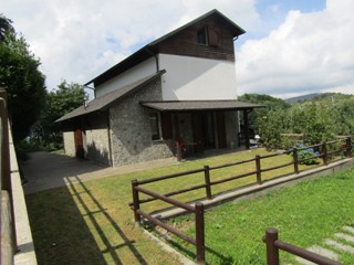 Casa Indipendente in Vendita a Careggine, zona Careggine, 140'000€, 110 m²