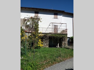 Casa Semi Indipendente in Vendita a Beverino, 89'000€, 85 m², con Box