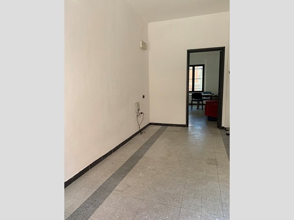 Ufficio in Affitto a Aulla, zona Aulla centro, 400€, 60 m²