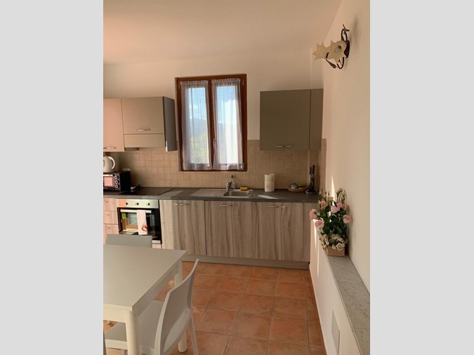 Trilocale in Affitto a Aulla, 570€, 60 m², arredato