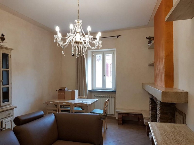 Appartamento in Vendita a Camaiore, zona Colline, 230'000&euro;, 100 m²