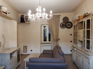 Appartamento in Vendita a Camaiore, zona Colline, 230'000&euro;, 100 m²