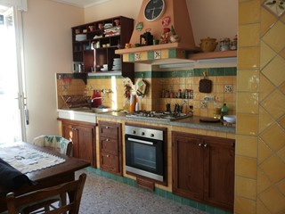 Quadrilocale in Affitto a Viareggio, zona Viareggio Sud, 550€, 90 m², arredato