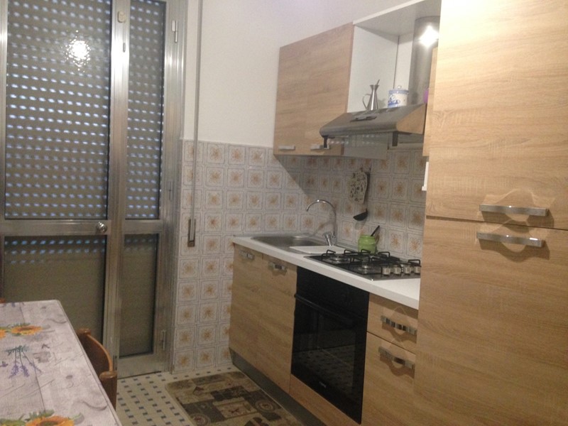 Quadrilocale in Affitto a Viareggio, zona Viareggio Mare, 700€, 70 m², arredato