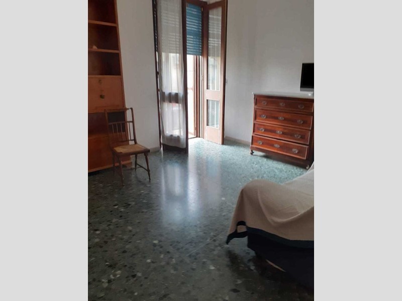 Quadrilocale in Affitto a Viareggio, 80 m², arredato