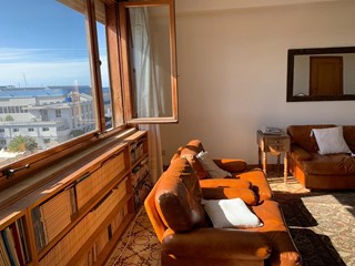 Quadrilocale in Affitto a Viareggio, zona Viareggio Mare, 100 m²