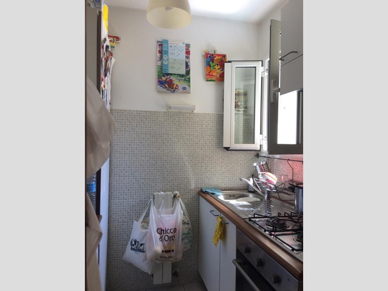 Casa Semi Indipendente in Affitto a Viareggio, zona Viareggio Mare, 55 m², arredato