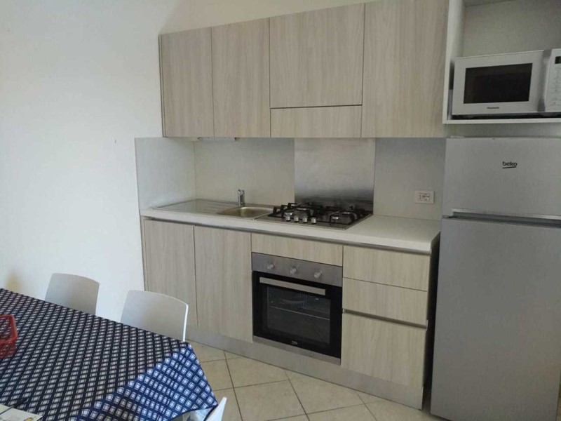 Bilocale in Affitto a Camaiore, zona Lido di Camaiore, 60 m², arredato