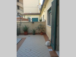 Bilocale in Affitto a Viareggio, zona Viareggio Mare, 650€, 50 m², arredato