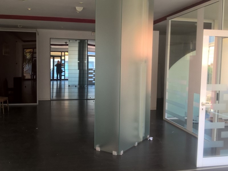 Capannone in Affitto a Carrara, 3'000€, 500 m²