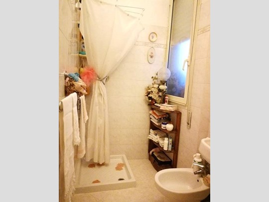 Quadrilocale in Vendita a Carrara, zona CARRARA PERIFERIA, 150'000€, 80 m²