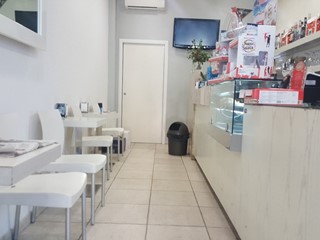 Attività commerciale in Vendita a Massa, zona Marina Levante, 130'000€, 60 m², arredato