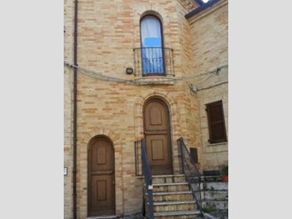 Casa Indipendente in Vendita a Acquaviva Picena, 230'000€, 75 m²