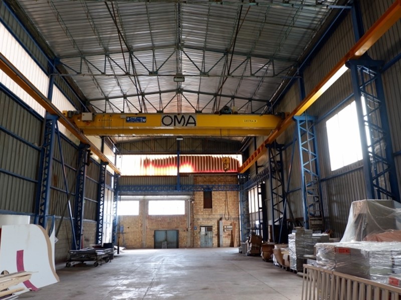 Capannone in Vendita a Colonnella, 600'000€, 1833 m²