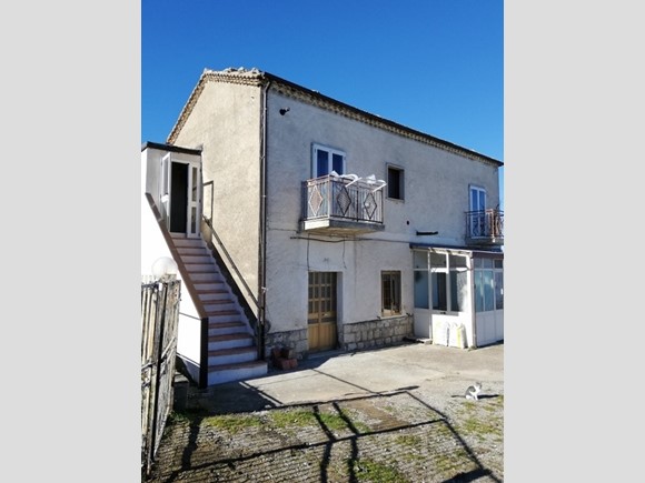 Casa Indipendente in Vendita a San Fele, 120'000€, 200 m², con Box