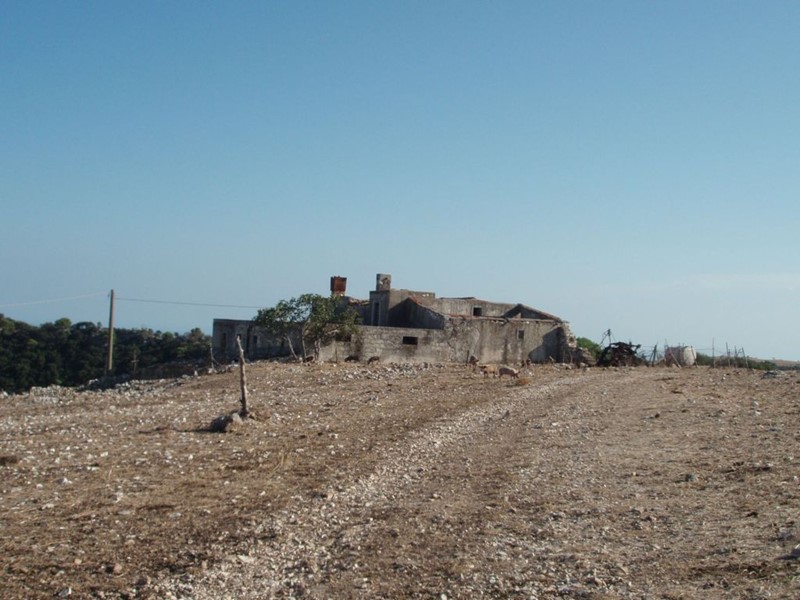Casa Indipendente in Vendita a Mattinata, 800'000€, 740000 m²