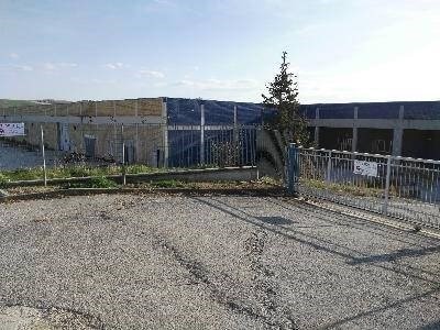 Capannone in Vendita a Giulianova, 1'000'000€, 5700 m²