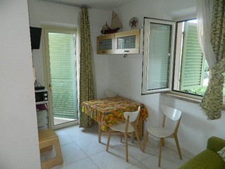 Bilocale in Vendita a Massa, zona Marina Di Massa, 170'000&euro;, 36 m², con Box