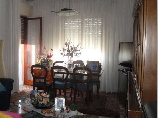 Quadrilocale in Vendita a Castelnuovo Magra, zona Palvotrisia, 195'000€, 100 m², con Box