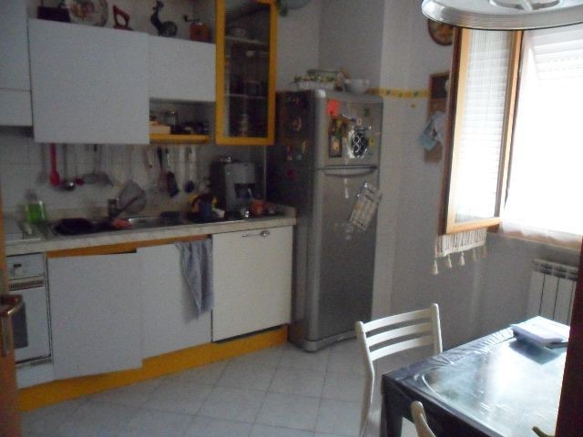 Quadrilocale in Vendita a Aulla, 190'000€, 90 m², con Box