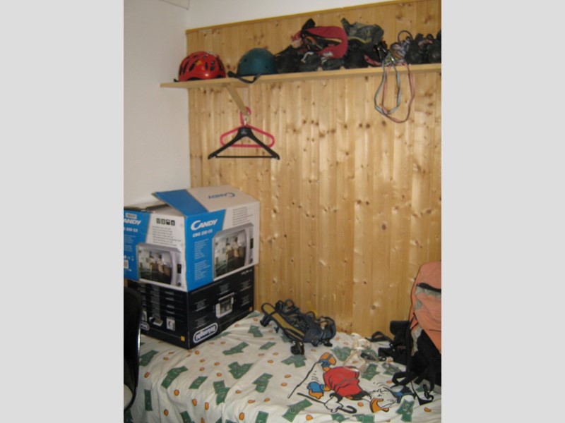 Trilocale in Vendita a Carrara, zona Avenza, 140'000€, 52 m², con Box