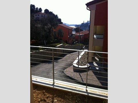 Bilocale in Vendita a Lerici, 280'000&euro;, 70 m², con Box