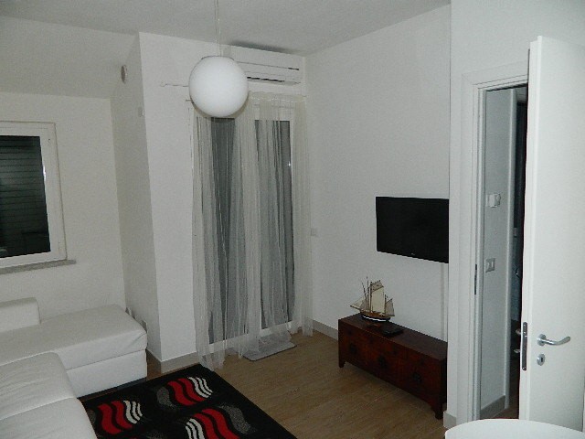 Bilocale in Vendita a Ameglia, 180'000&euro;, 48 m²