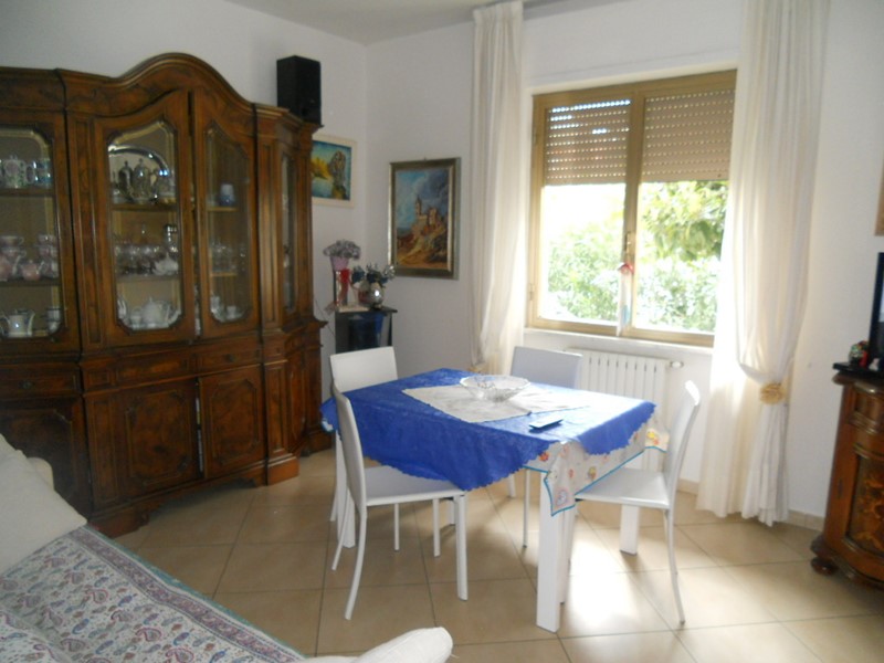 Casa Indipendente in Vendita a Castelnuovo Magra, 480'000€, 200 m²