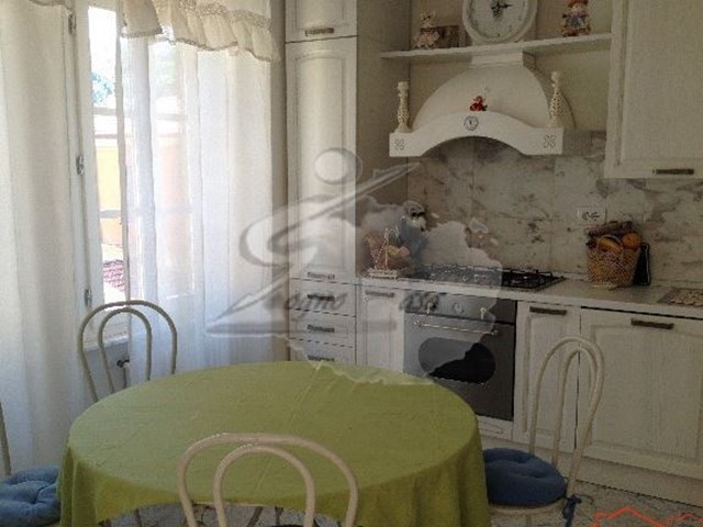 Appartamento in Vendita a Carrara, zona Centro cittÃ, 310'000€, 130 m²