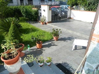 Casa Semi Indipendente in Vendita a Luni, 550'000€, 300 m², con Box