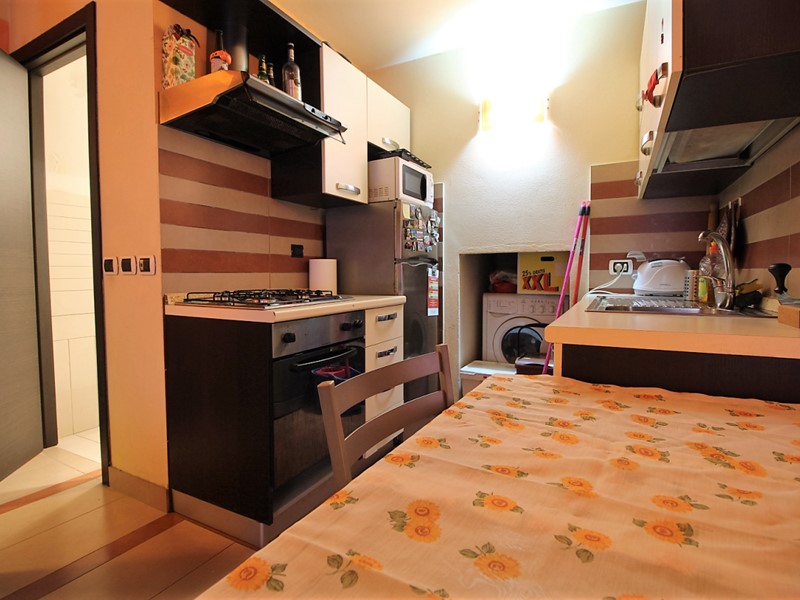 Monolocale in Vendita a Castelnuovo Magra, 59'000€, 30 m²