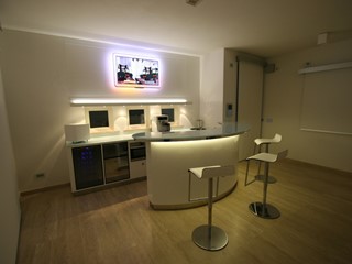 Casa Indipendente in Vendita a Camaiore, zona Lido Di Camaiore, 2'100'000&euro;, 420 m²