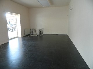 Immobile commerciale in Vendita a Massa, 220'000€, 90 m²