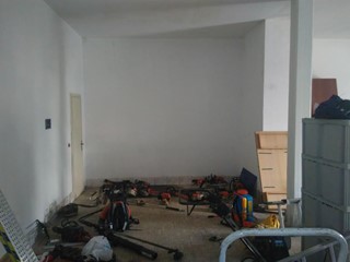 Immobile commerciale in Vendita a Luni, zona Luni Mare, 80'000€, 70 m²