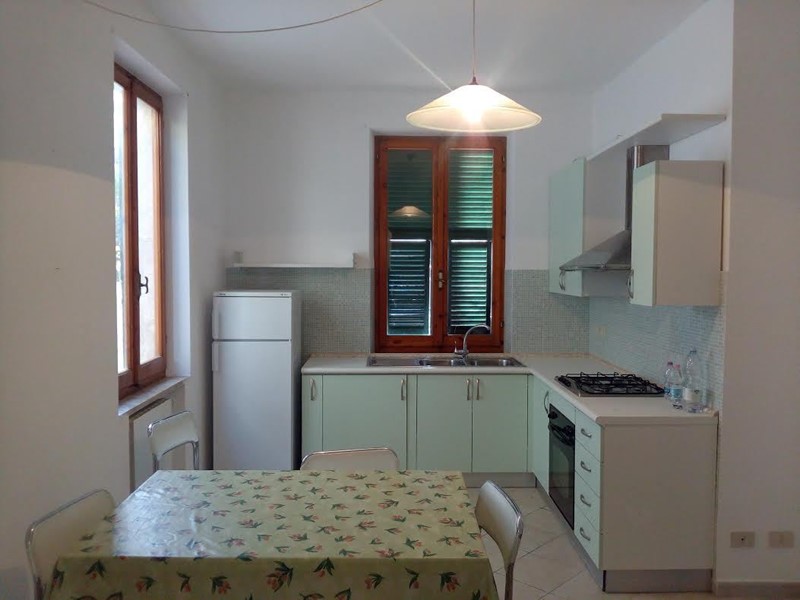 Trilocale in Vendita a Ameglia, zona Bocca Di Magra, 215'000&euro;, 67 m²