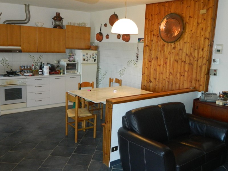 Quadrilocale in Vendita a Luni, zona Nicola, 175'000€, 108 m²