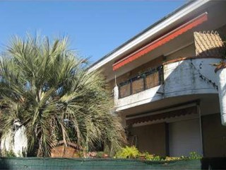 Quadrilocale in Vendita a Massa, zona Marina Di Massa, 355'000&euro;, 85 m², arredato, con Box