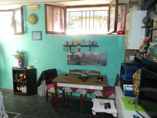 Bilocale in Vendita a Carrara, 90'000€, 45 m²